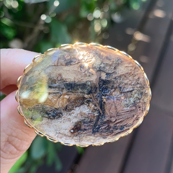 Vintage Pin from 1970 - Picture 2 of 4